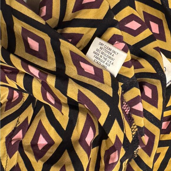 Milly of New York Gold Diamond Geometric 100% Silk Blouse Size 0 - Picture 4 of 5